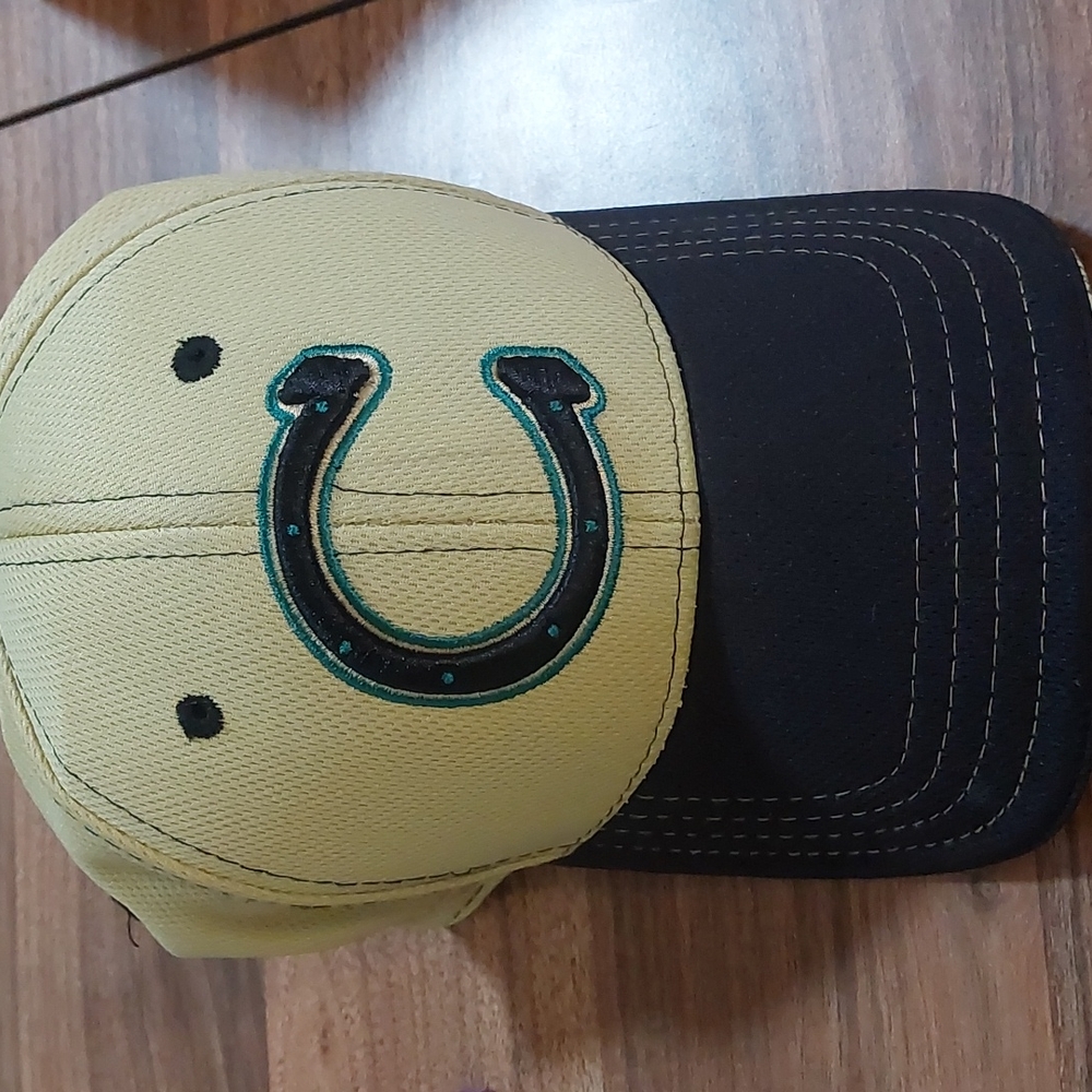 Pukka Colts Cap with A Flex  NWOT